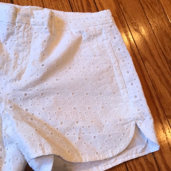 Madewell White Eyelet Linen Shorts - Picture 3 of 6